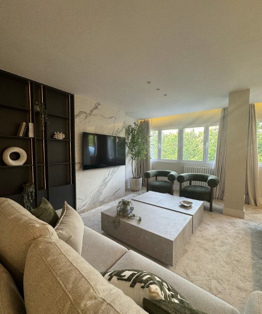 Amplio piso reformado en Lista